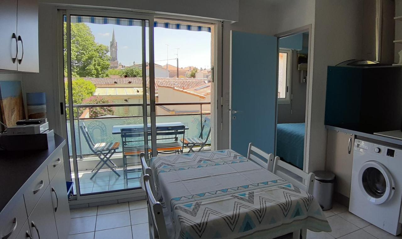 Appartement 2 Min A Pied De La Mer Et Du Centre Ville Saint-Georges-de-Didonne Luaran gambar